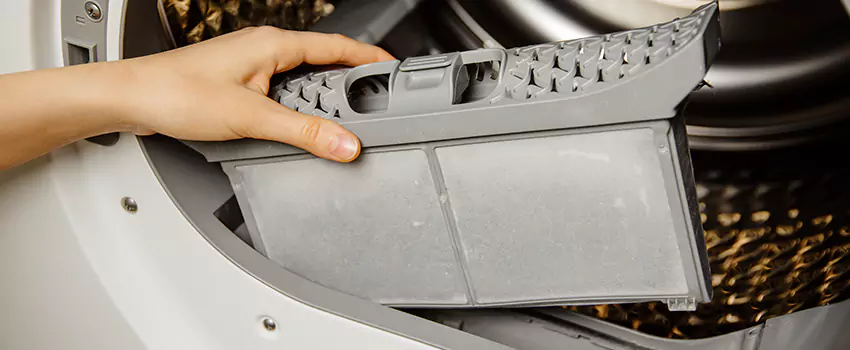 Signs Of A Clogged Dryer Lint Trap in Roswell, New Mexico